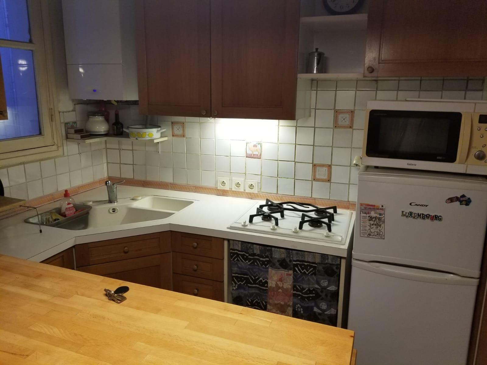 
                                                Location
                                                 Appartement très bien placé au coeur de Bastille