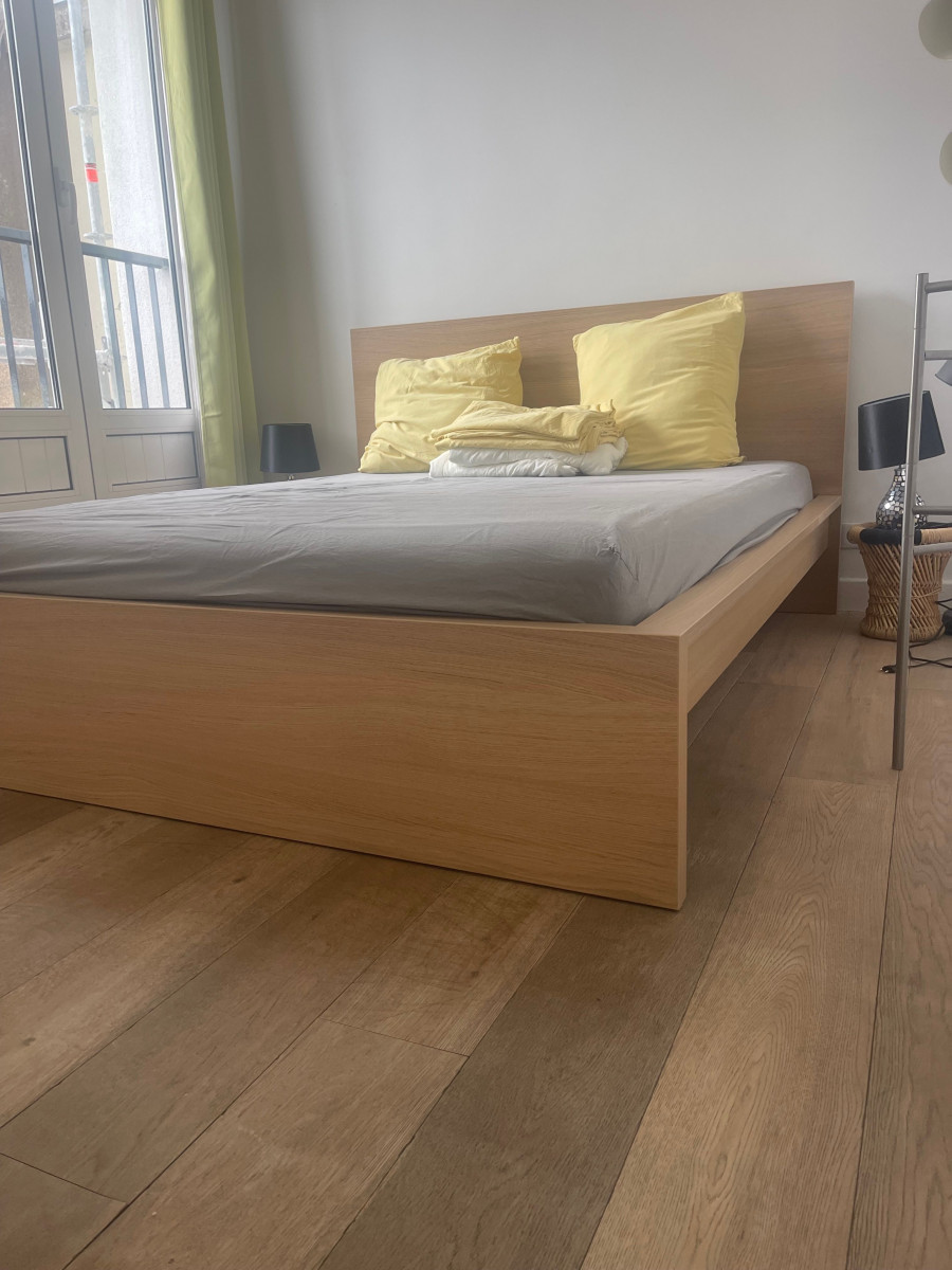 
                                                Location
                                                 Appartement très bien situé à 6 min de la tour Eiffel (loyer tout inclus)