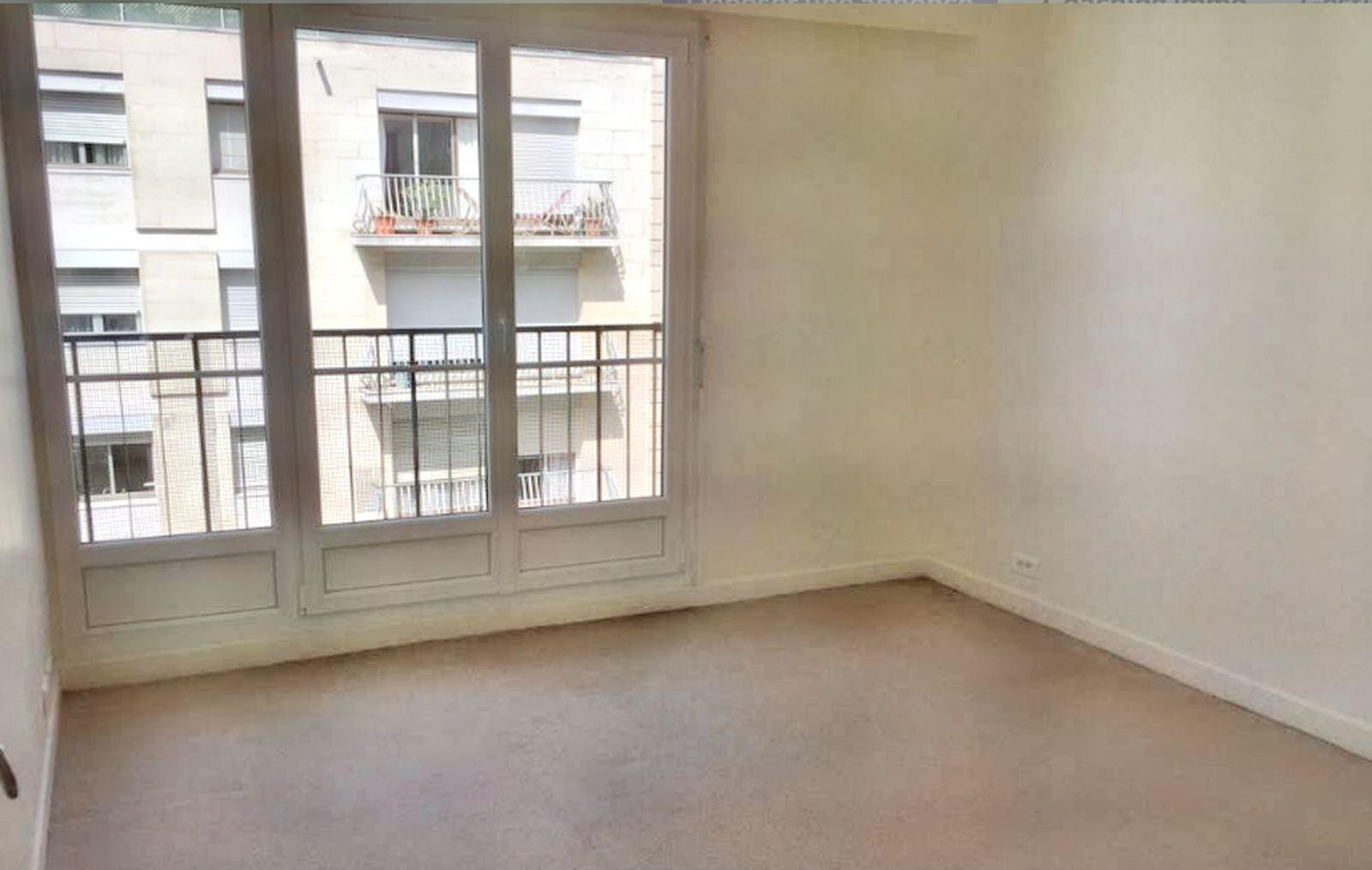 
                                                Location
                                                 Appartement très bon état Paris 16