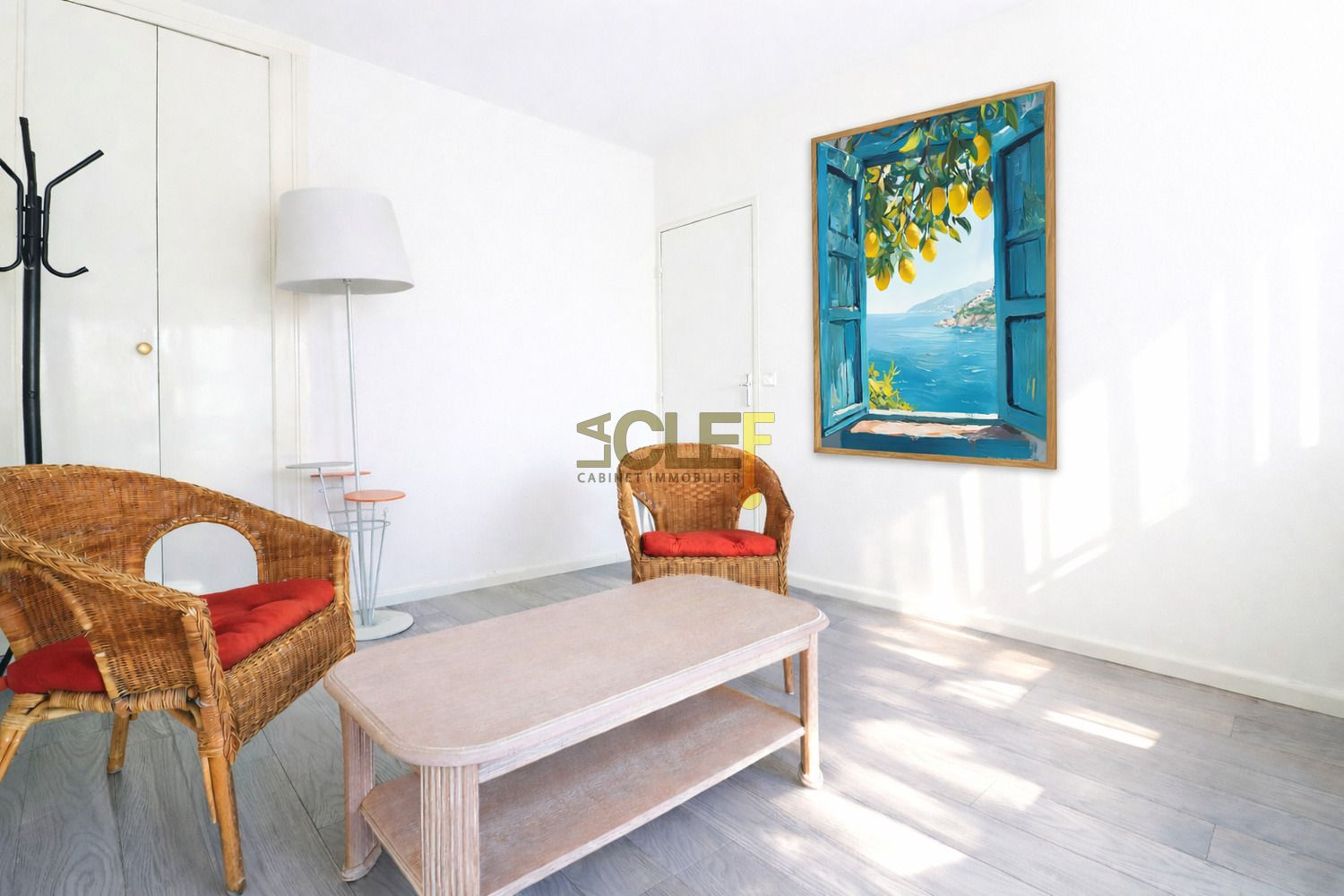 
                                                Location
                                                 Appartement Très grand T1 avec double balcon