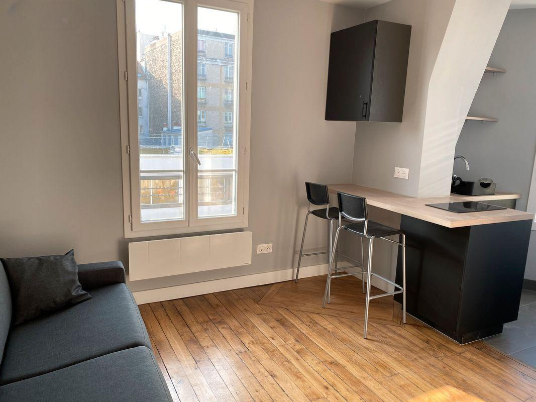 
                                                Location
                                                 Appartement très lumineux métro Bérault