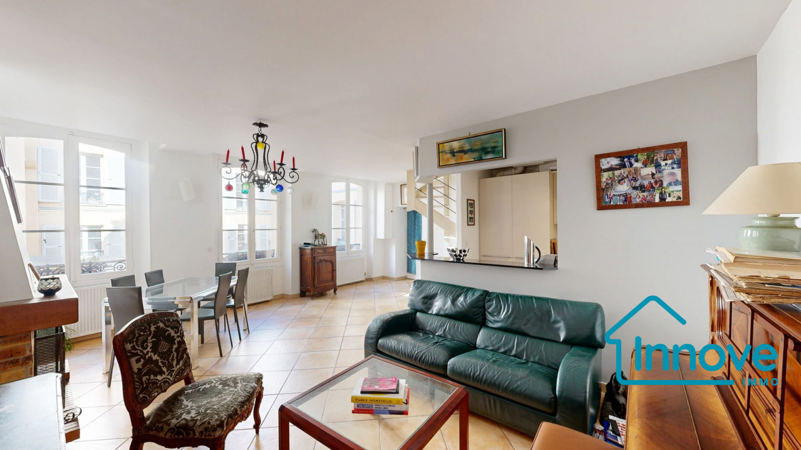 
                                                Vente
                                                 Appartement triplex 4 chambres Versailles Saint Louis Cathedrale