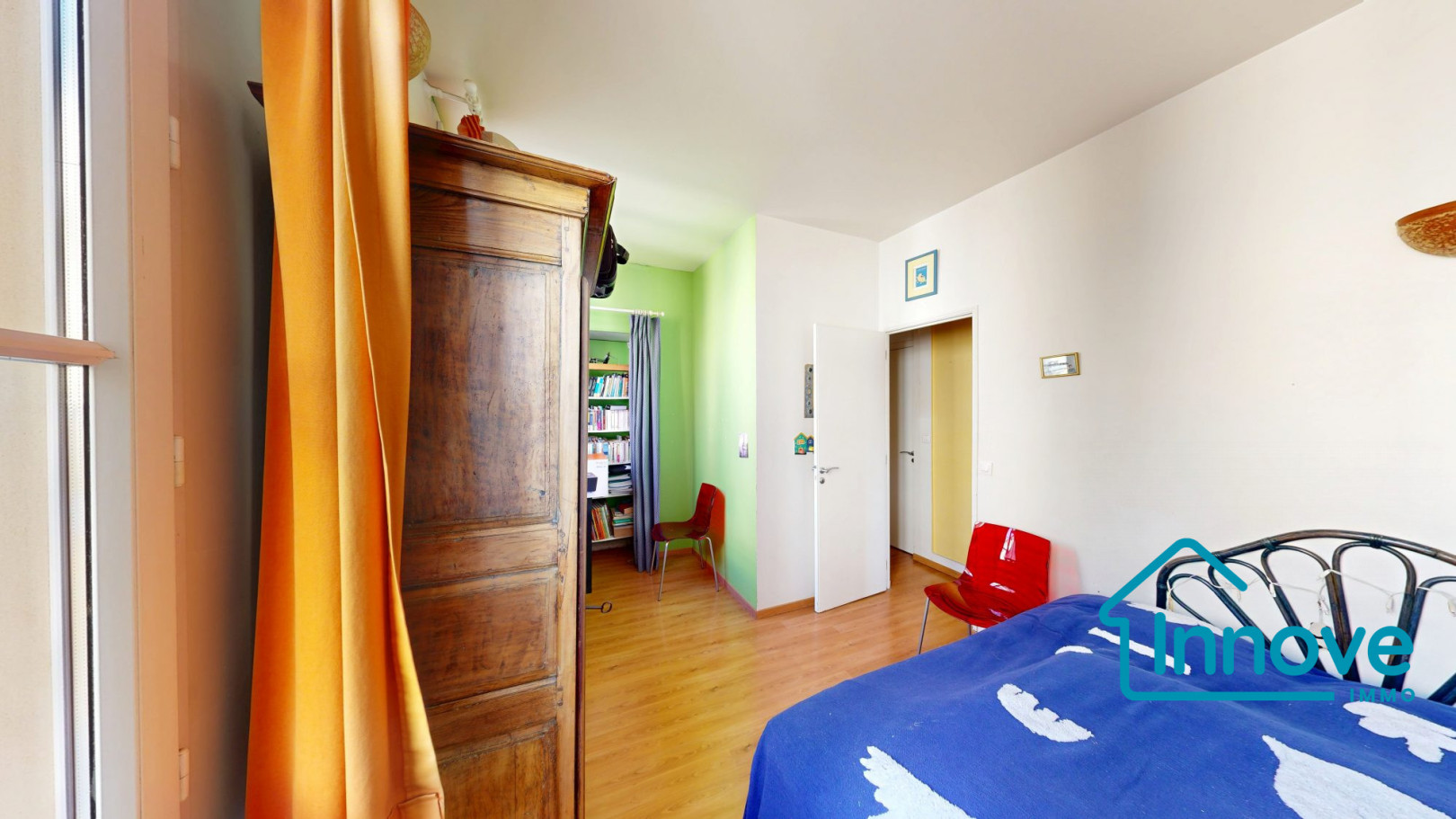 
                                                Vente
                                                 Appartement triplex 4 chambres Versailles Saint Louis Cathedrale