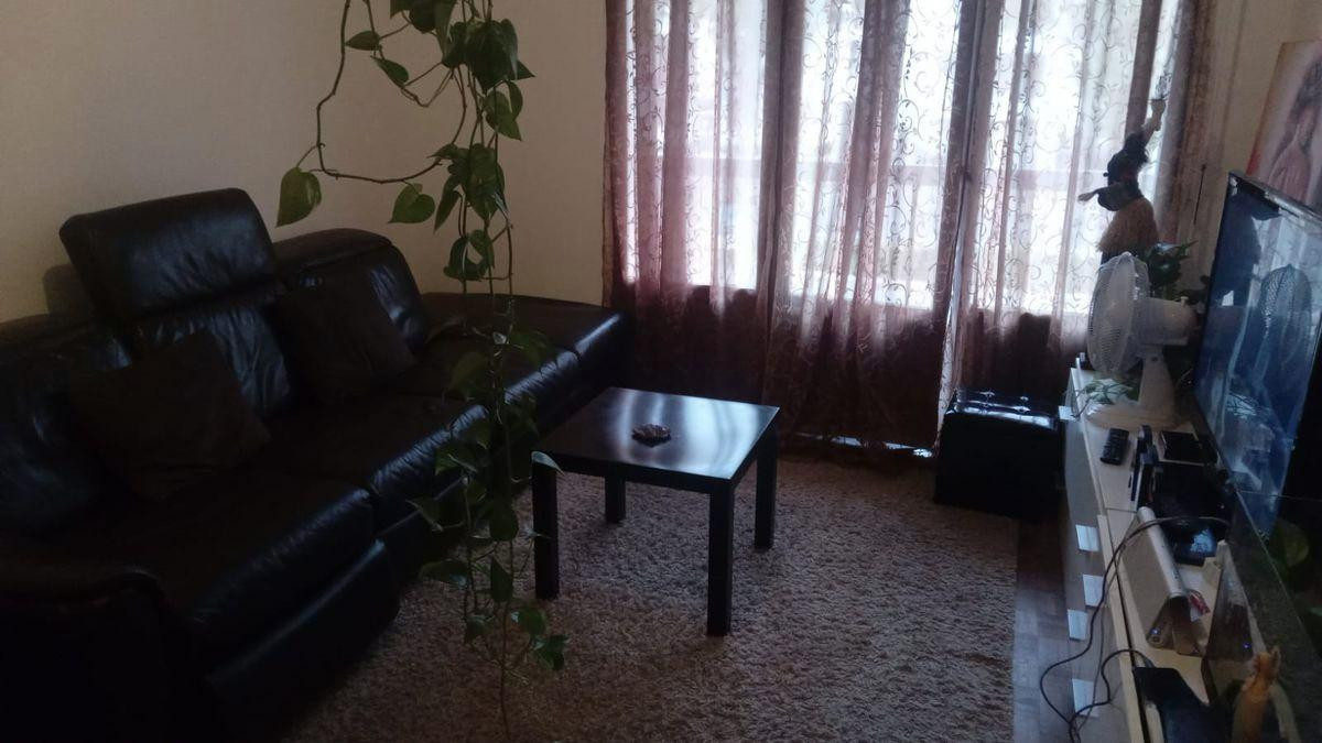 
                                                Location
                                                 Appartement type 2 rond point de Paris