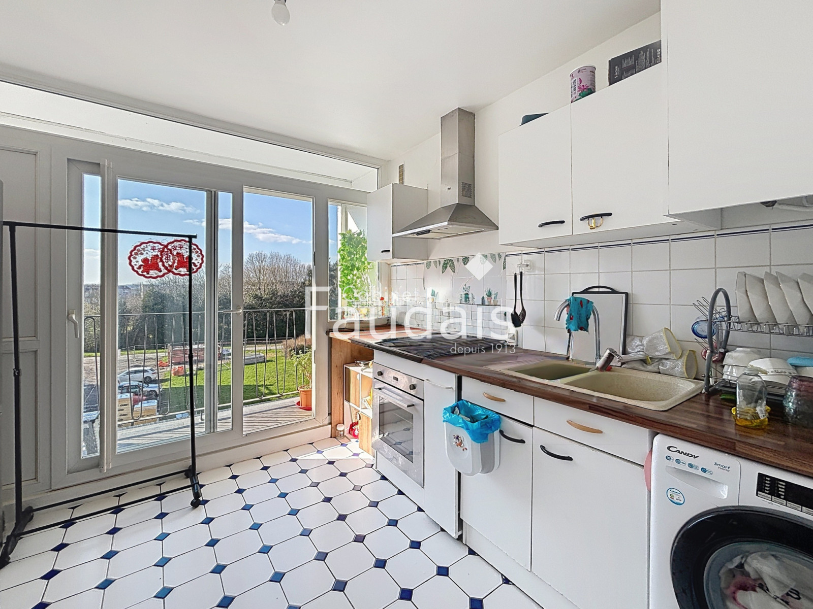 
                                                Vente
                                                 APPARTEMENT TYPE T3