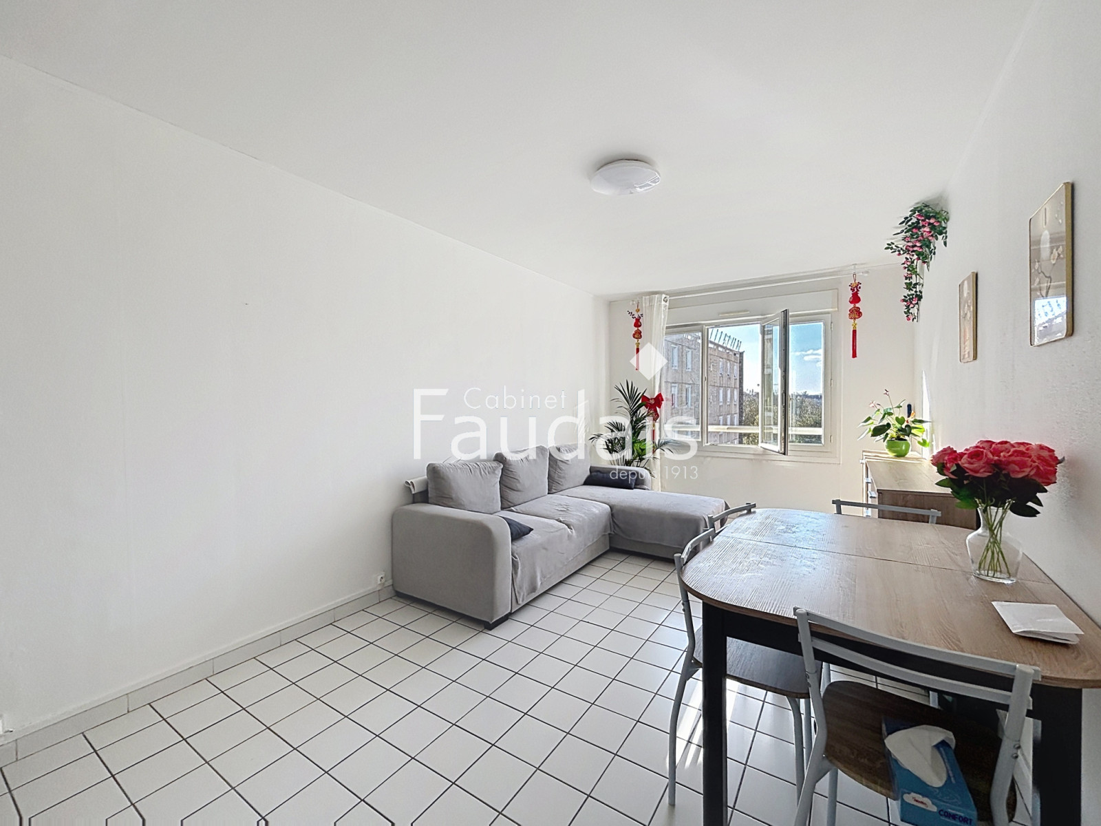 
                                                Vente
                                                 APPARTEMENT TYPE T3