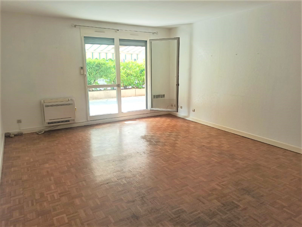 
                                                Vente
                                                 Appartement type T4 Quartier Part Dieu Lyon 69003