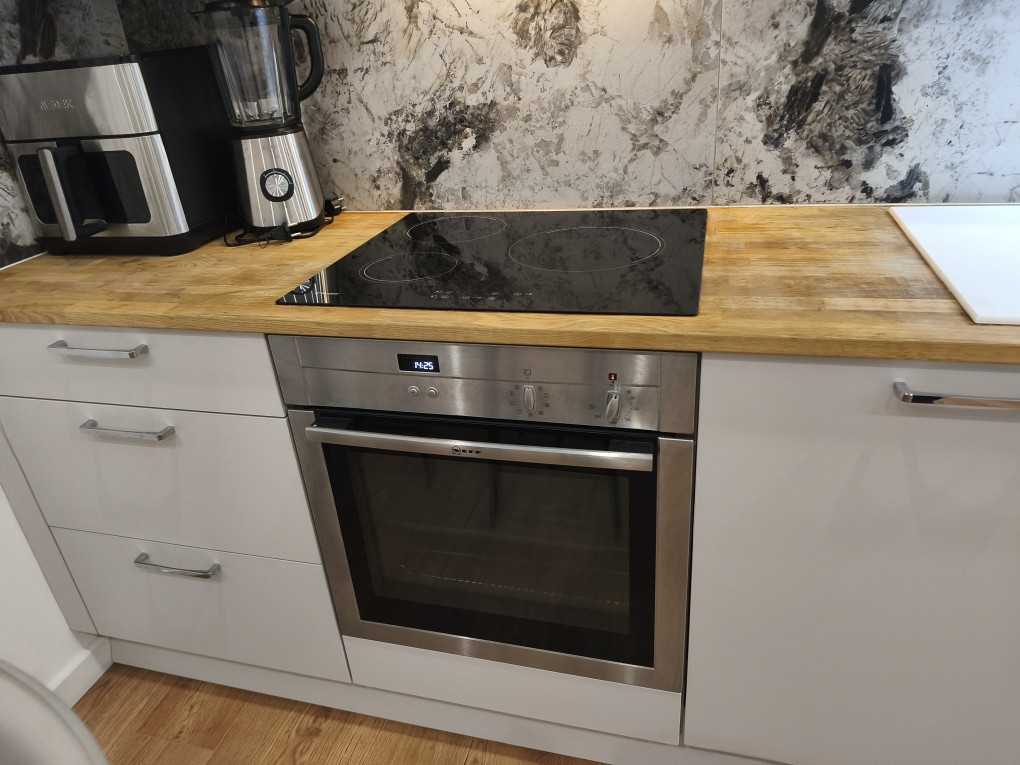 
                                                Vente
                                                 APPARTEMENT UNE CHAMBRE MEUBLE