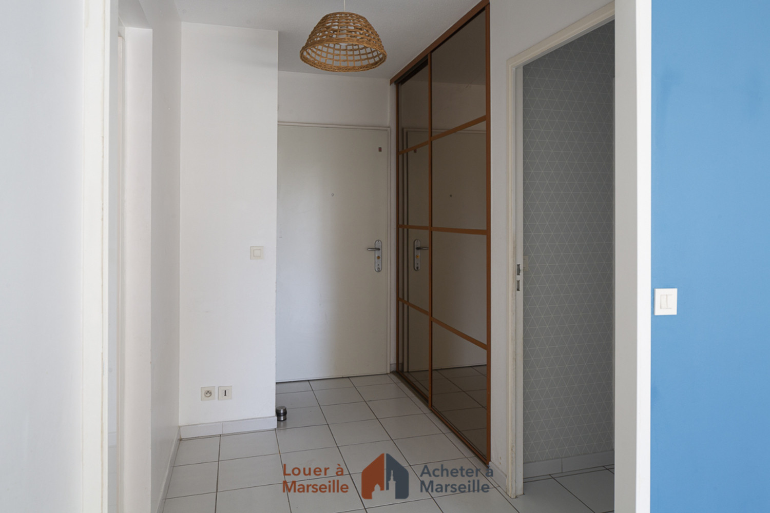 
                                                Location
                                                 Appartement vide de type 4 Sainte-Marguerite