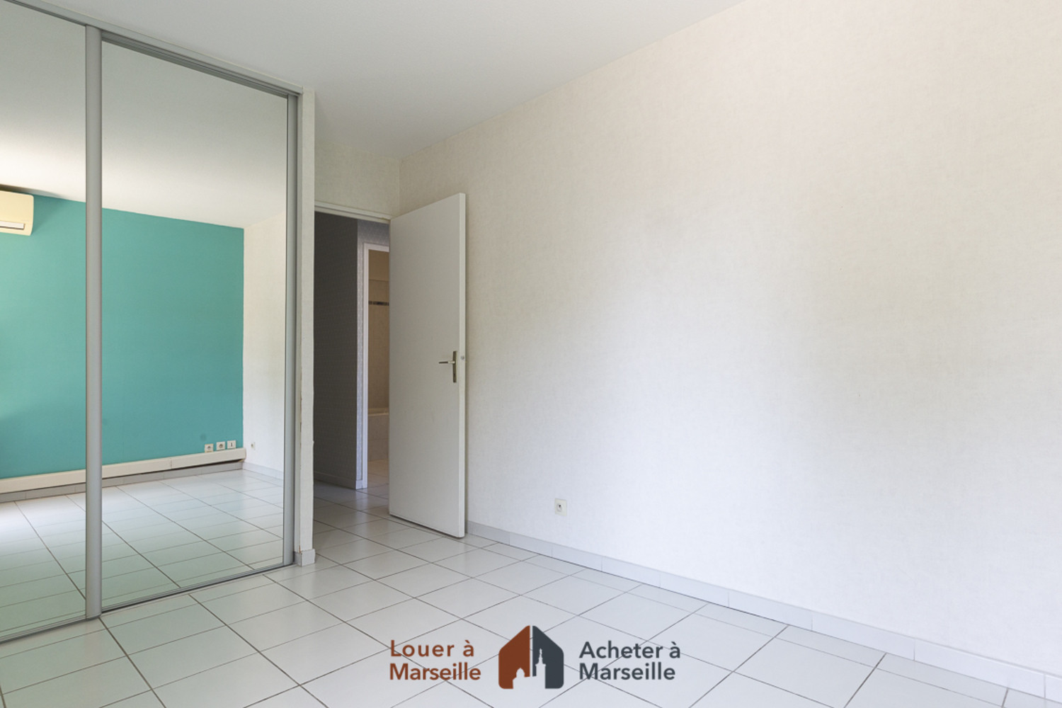 
                                                Location
                                                 Appartement vide de type 4 Sainte-Marguerite