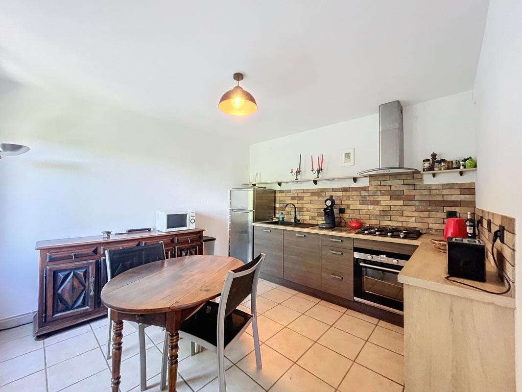 
                                                Vente
                                                 Appartement - Villeneuve les Avignon - T2