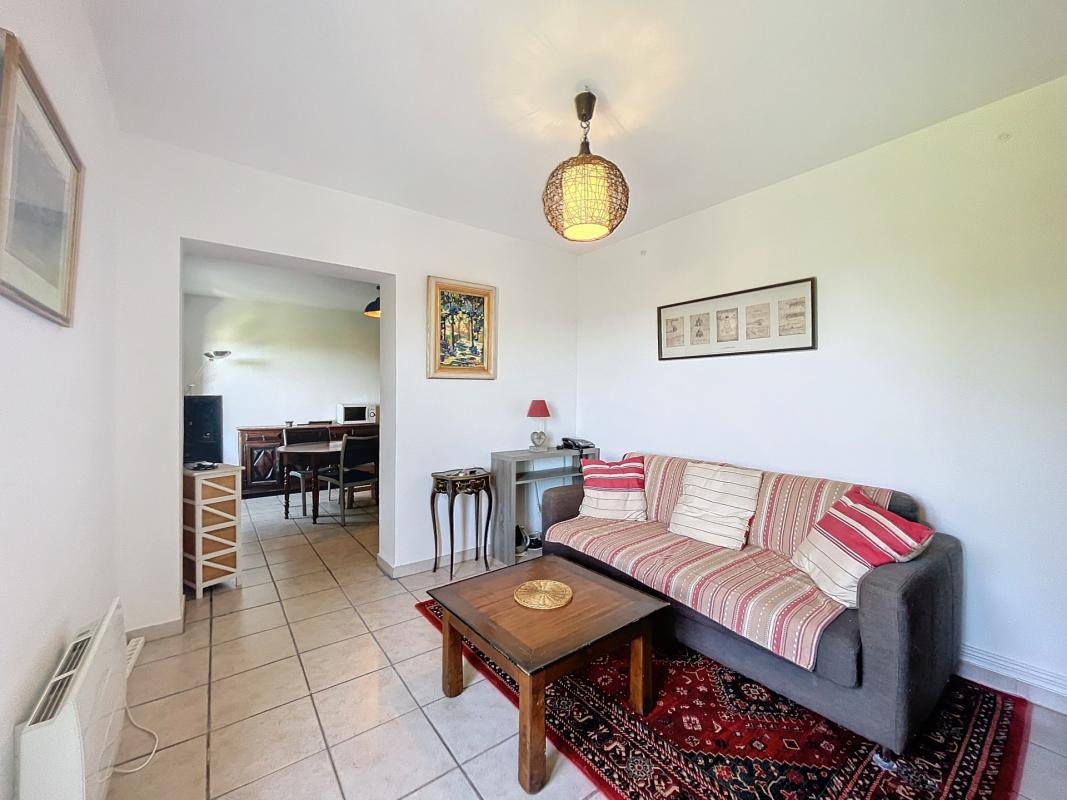 
                                                Vente
                                                 Appartement - Villeneuve les Avignon - T2