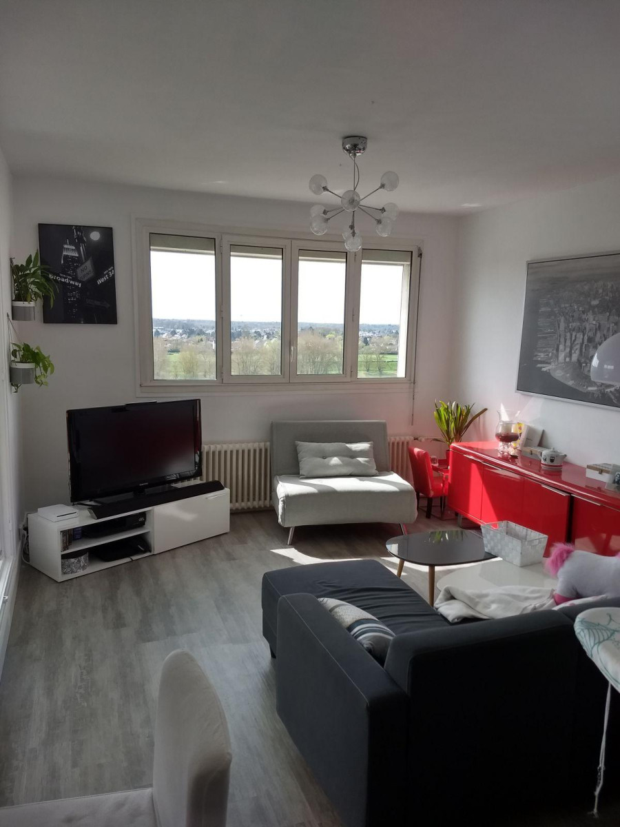 
                                                Location
                                                 Appartement Vue Loire imprenable