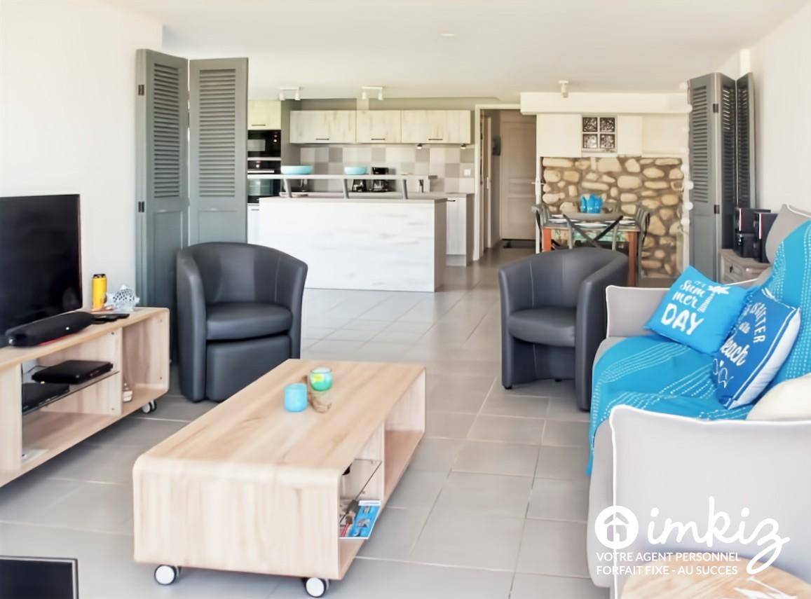 
                                                Vente
                                                 Appartement vue mer, accès direct à la plage