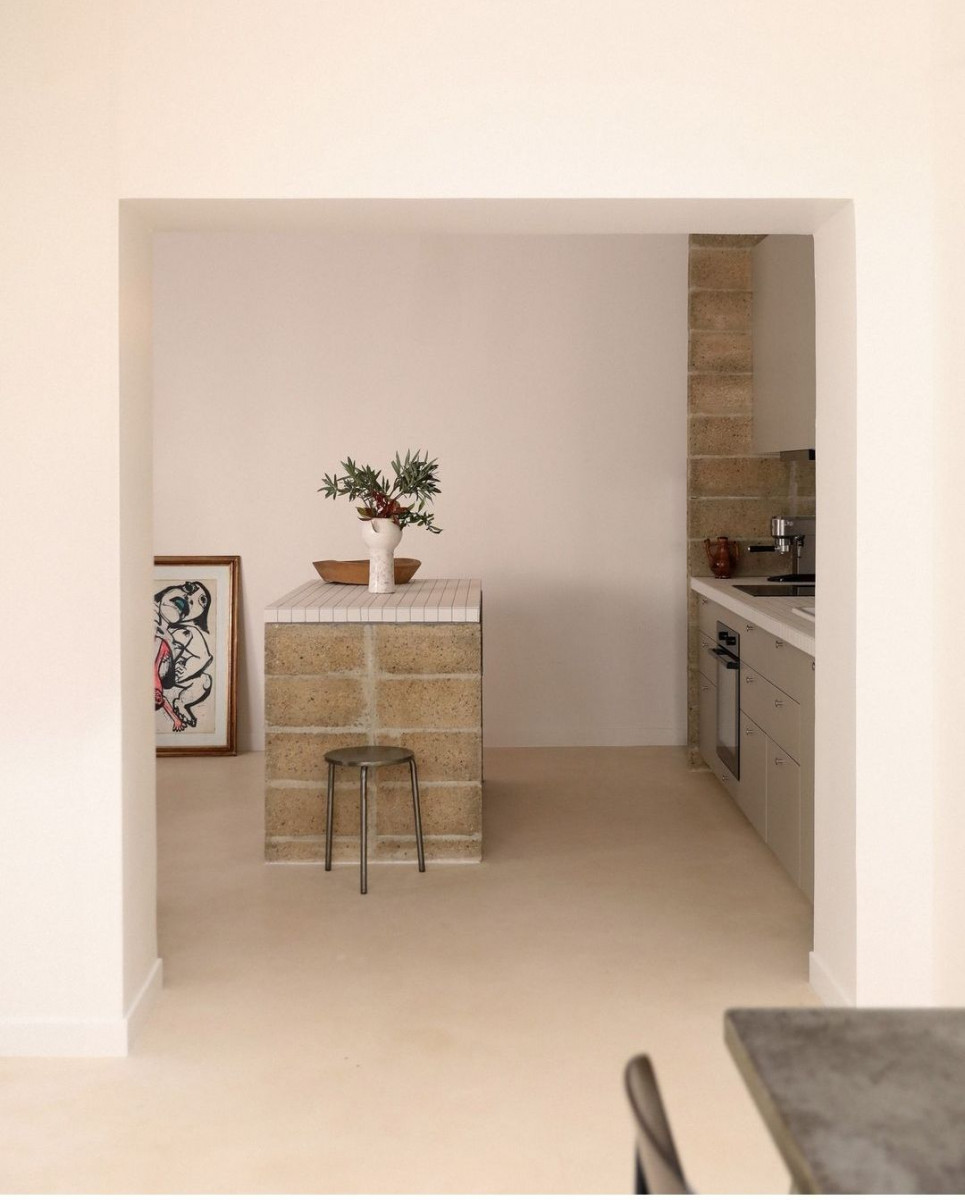 
                                                Location
                                                 Appartment to rent in Ivry sur Seine (loyer tout inclus)
