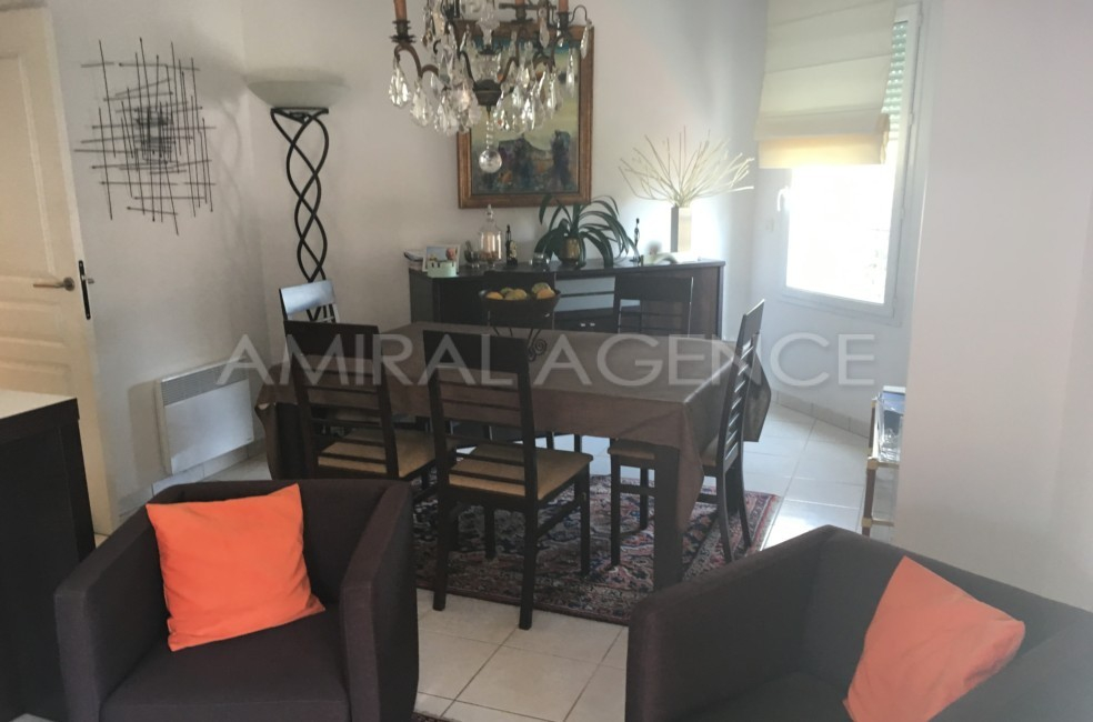 
                                                Vente
                                                 APPARTREMENT MENTON