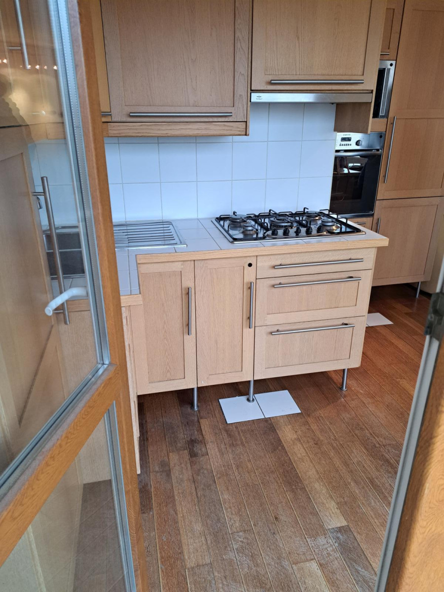 
                                                Location
                                                 Appt 3p 60 m² Résidence sécurisée avec ascenseur