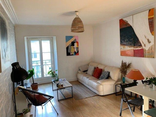 
                                                Location
                                                 Appt 50 m² mellinet