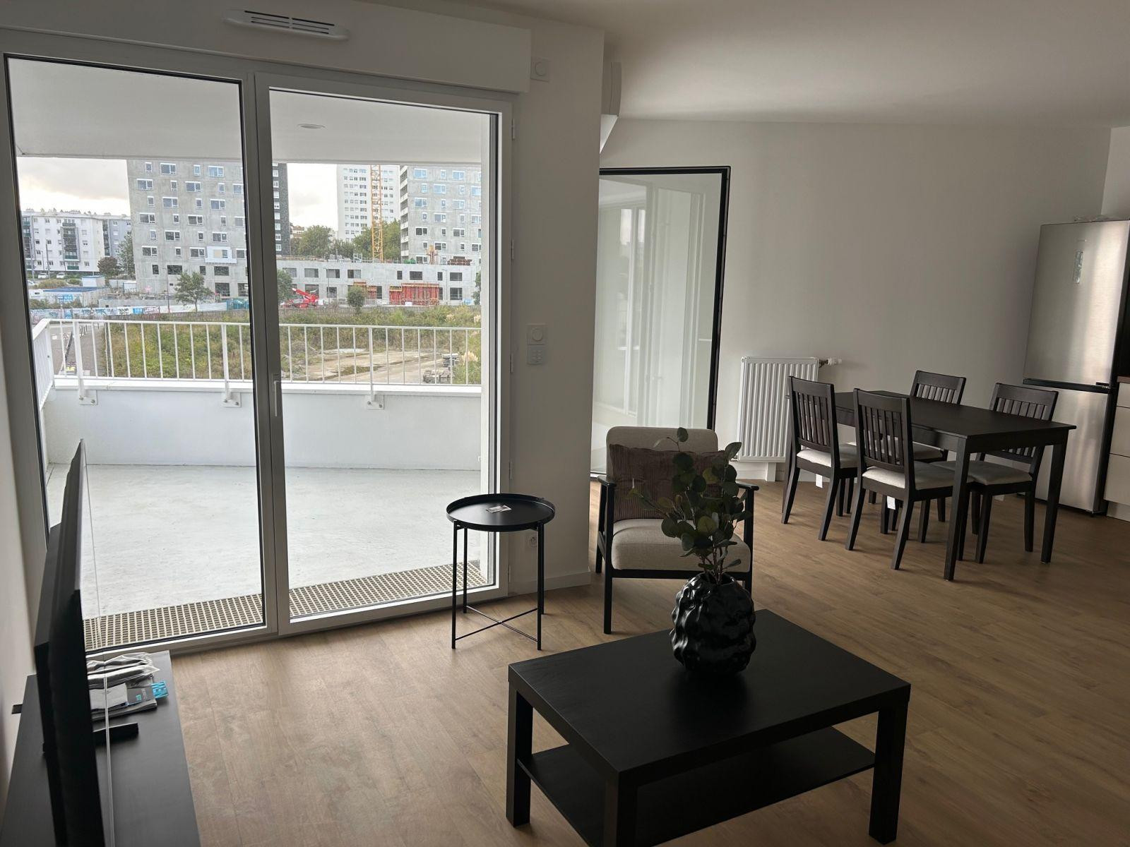 
                                                Colocation
                                                 Appt Classy, Idéal pour colocation calme & sereine