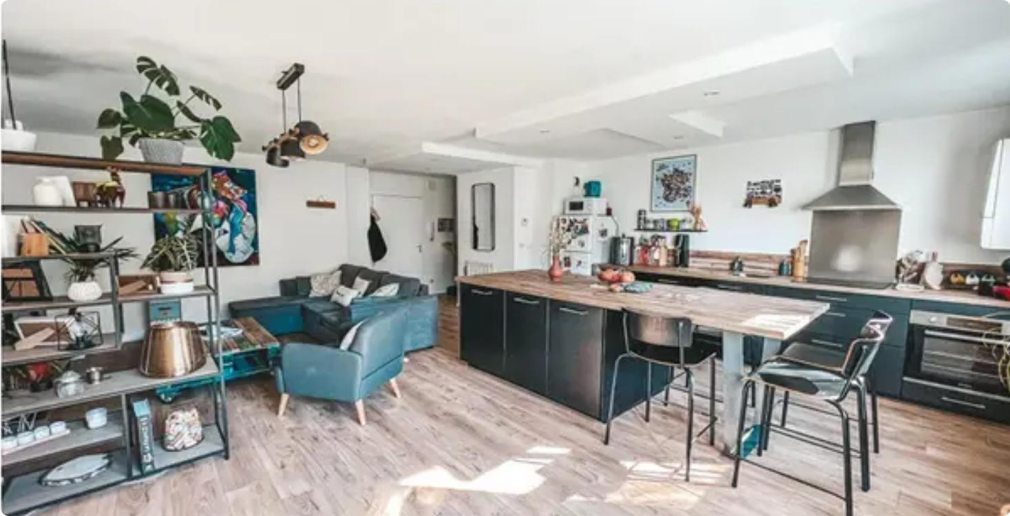 
                                                Location
                                                 Appt meublé, 3 pièces, 2 chambres, 74m² - Angers