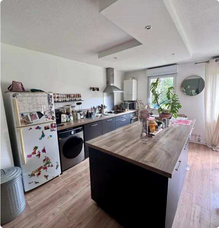 
                                                Location
                                                 Appt meublé, 3 pièces, 2 chambres, 74m² - Angers