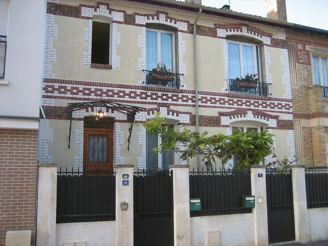 
                                                Location
                                                 Appt T2 Châtillon