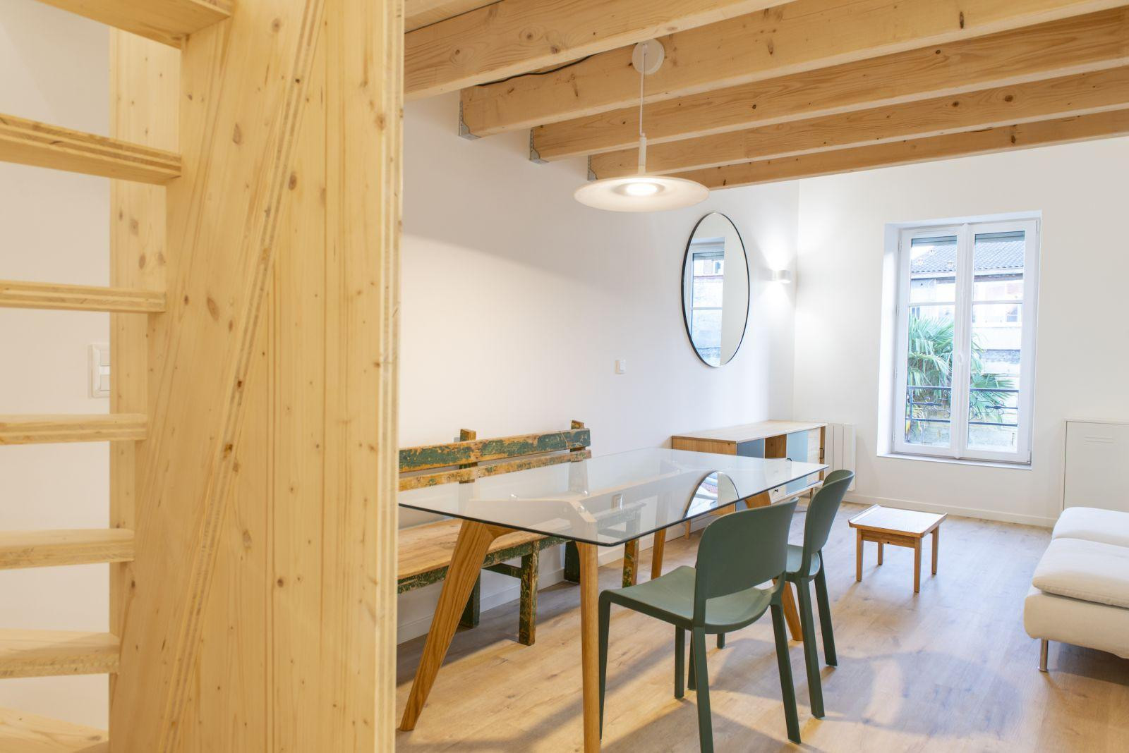 
                                                Location
                                                 Appt type 2 meublé de 41,3 m² Fondaudège