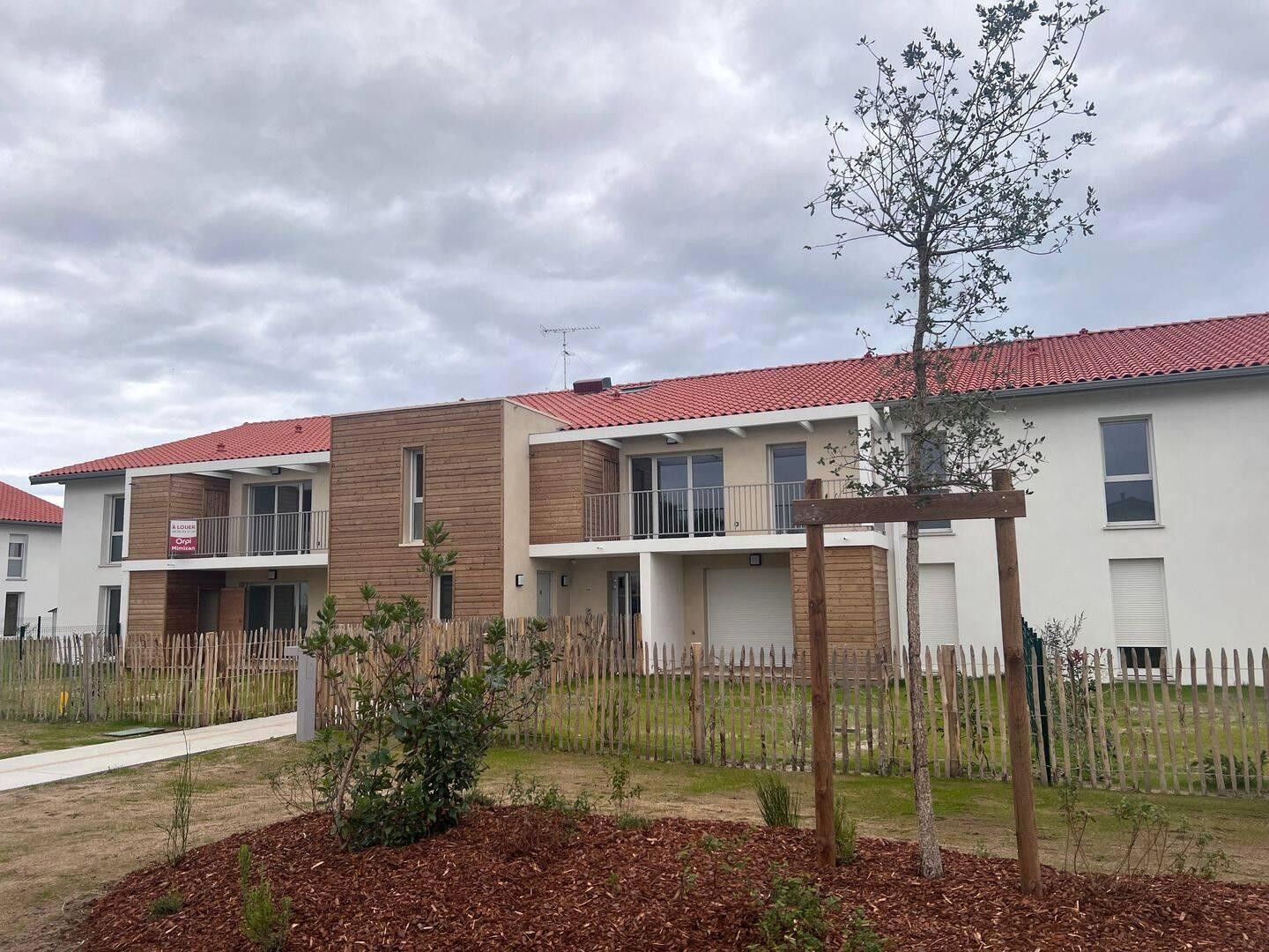 
                                                Location
                                                 APT T2 MEUBLE - 50m2 - MIMIZAN
