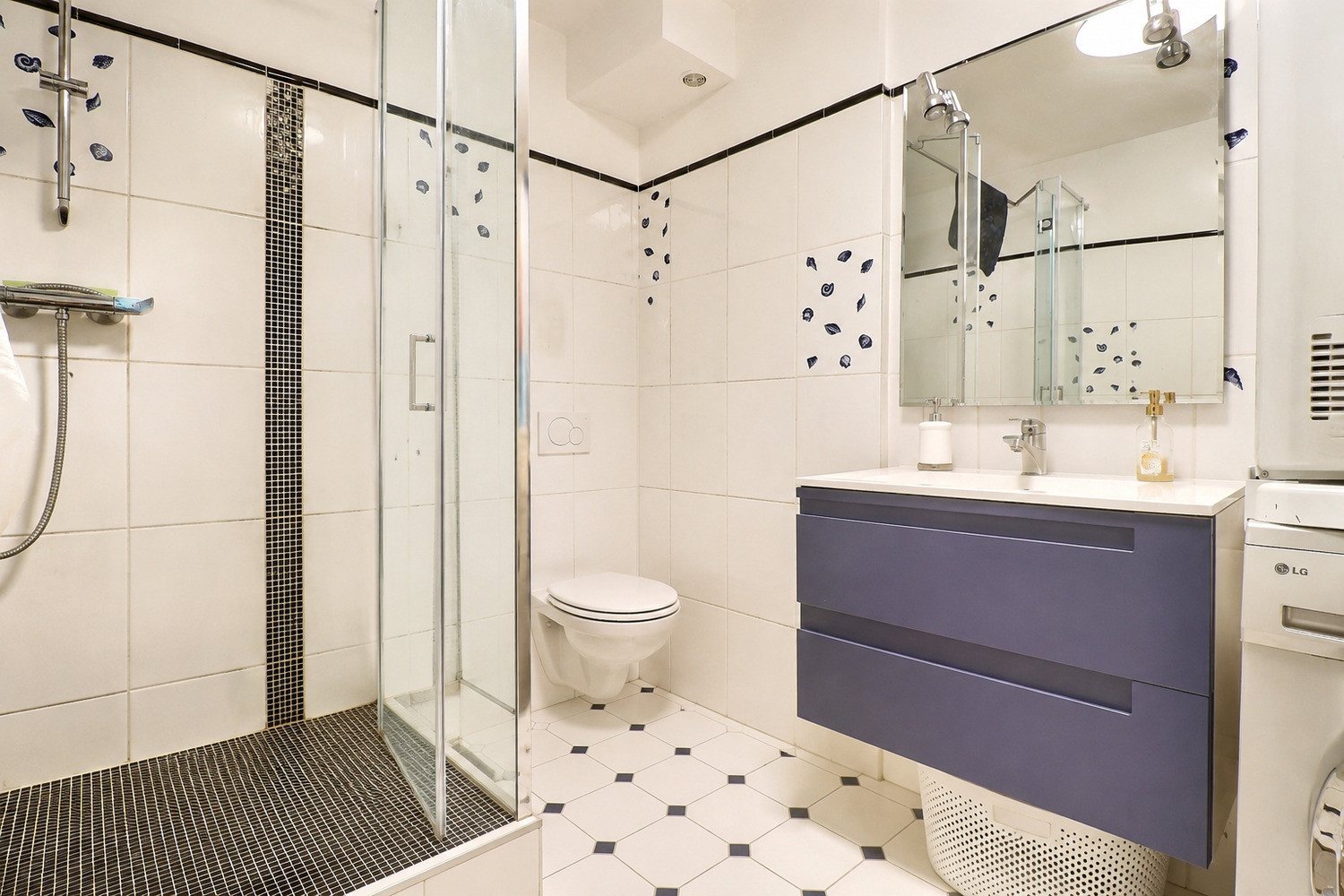 
                                                Vente
                                                 Arcueil — Loft d’exception de 130 m² sur cour