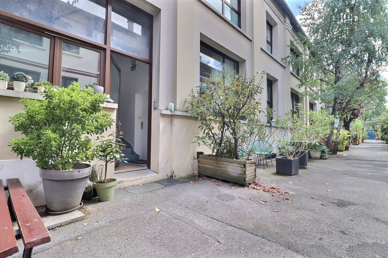 
                                                Vente
                                                 Arcueil — Loft d’exception de 130 m² sur cour