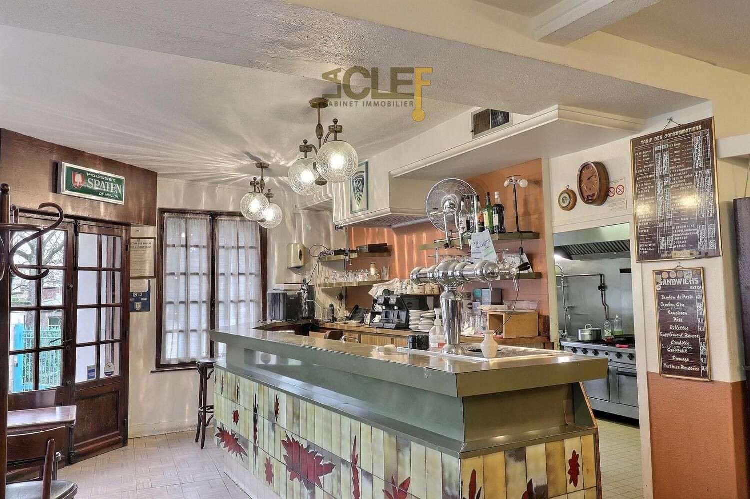 
                                                Vente
                                                 ARCUEIL RESTAURANT MUR A VENDRE