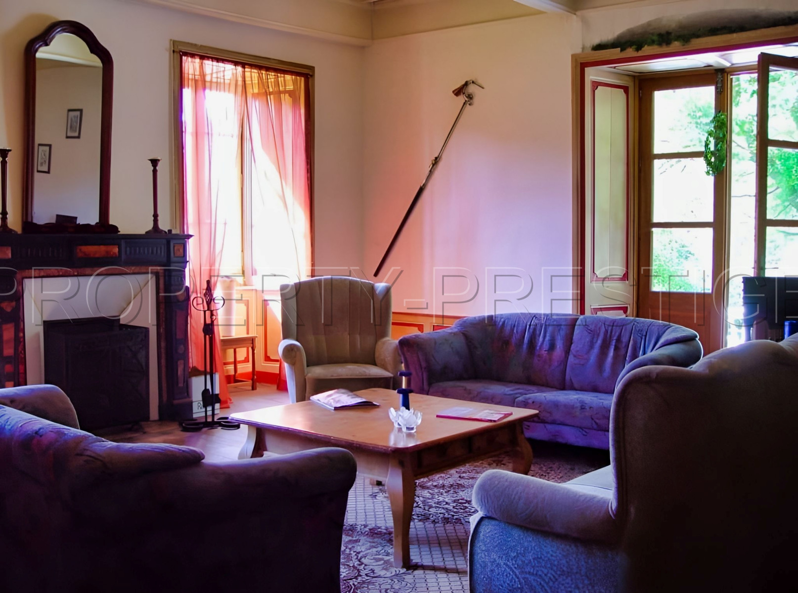 
                                                Vente
                                                 ARDECHE BELLE DEMEURE XVIIème