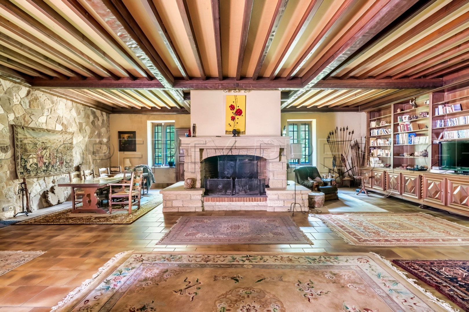 
                                                Vente
                                                 ARDECHE Domaine Réceptions Mariages 5.3 HA Rivière