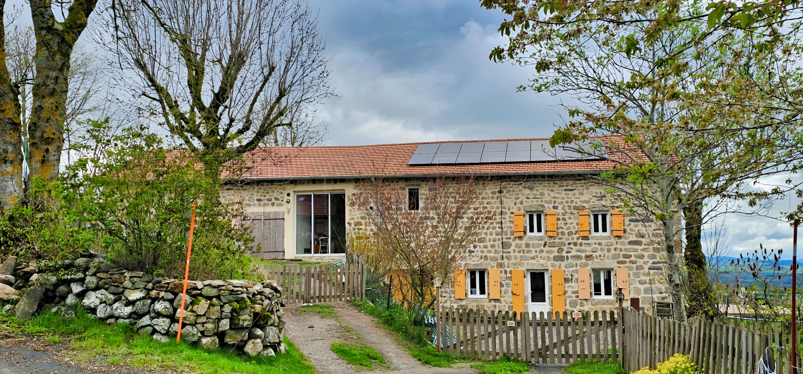 
                                                Vente
                                                 ARDECHE PROPRIETE 460 M² VUE EXCEPTIONNELLE