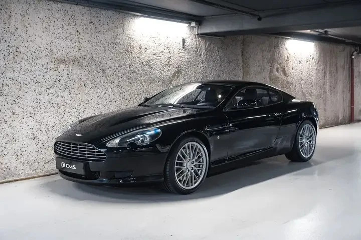
                                                Voiture
                                                 Aston Martin DB9 Coupé Touchtronic A