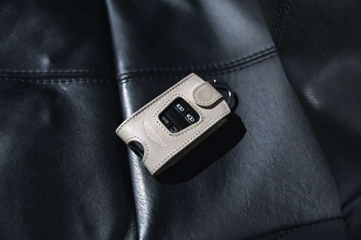 
                                                Voiture
                                                 Aston Martin DB9 Coupé Touchtronic A