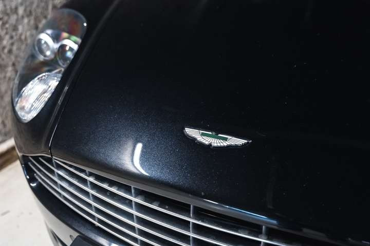 
                                                Voiture
                                                 Aston Martin DB9 Coupé Touchtronic A