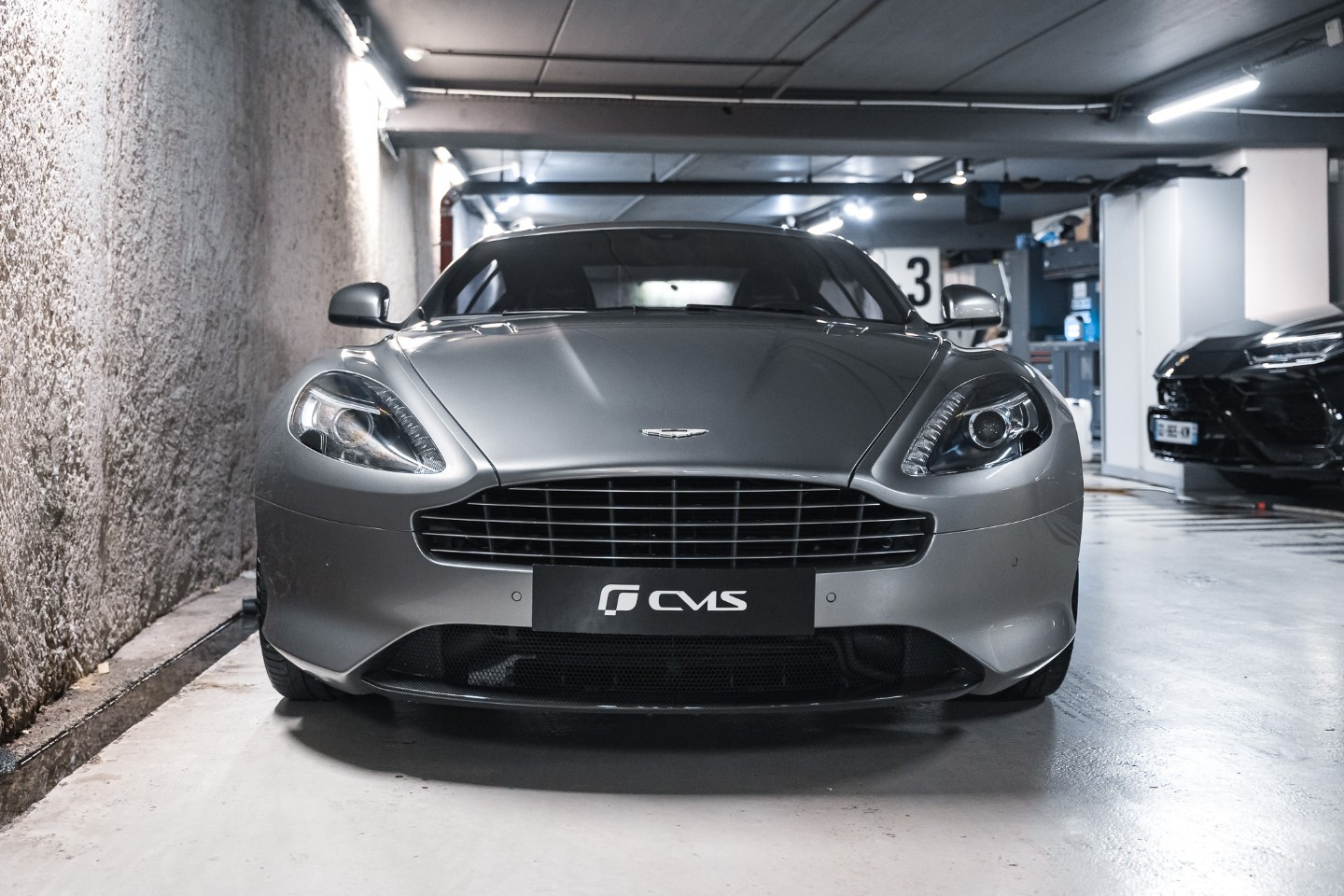 
                                                Voiture
                                                 Aston Martin DB9 GT Bond Edition V12 6.0 548