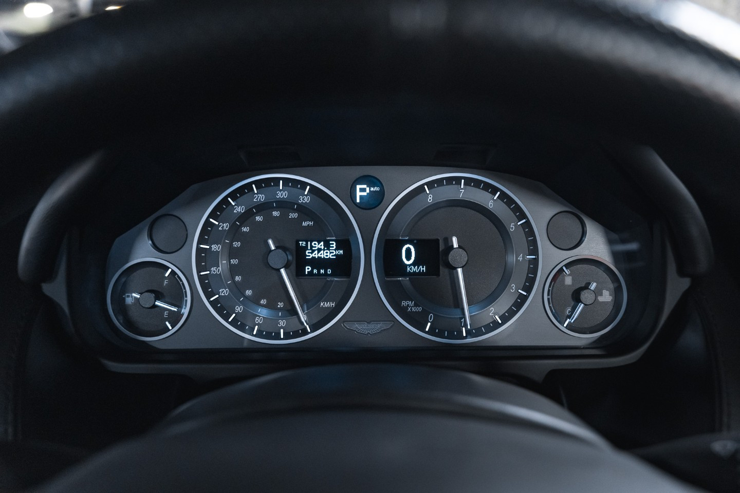 
                                                Voiture
                                                 Aston Martin DBS Volante V12 5.9 517 Touchtronic 2