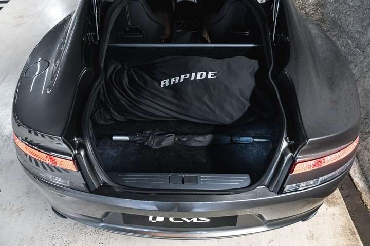 
                                                Voiture
                                                 Aston Martin Rapide S Shadow 6.0 V12 Touchtronic 3