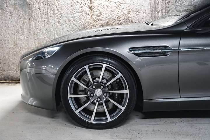 
                                                Voiture
                                                 Aston Martin Rapide S Shadow 6.0 V12 Touchtronic 3