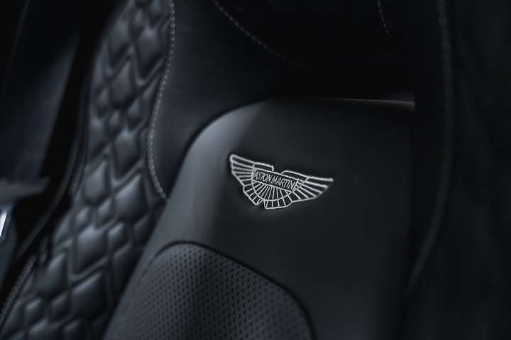 
                                                Voiture
                                                 Aston Martin Rapide S Shadow 6.0 V12 Touchtronic 3