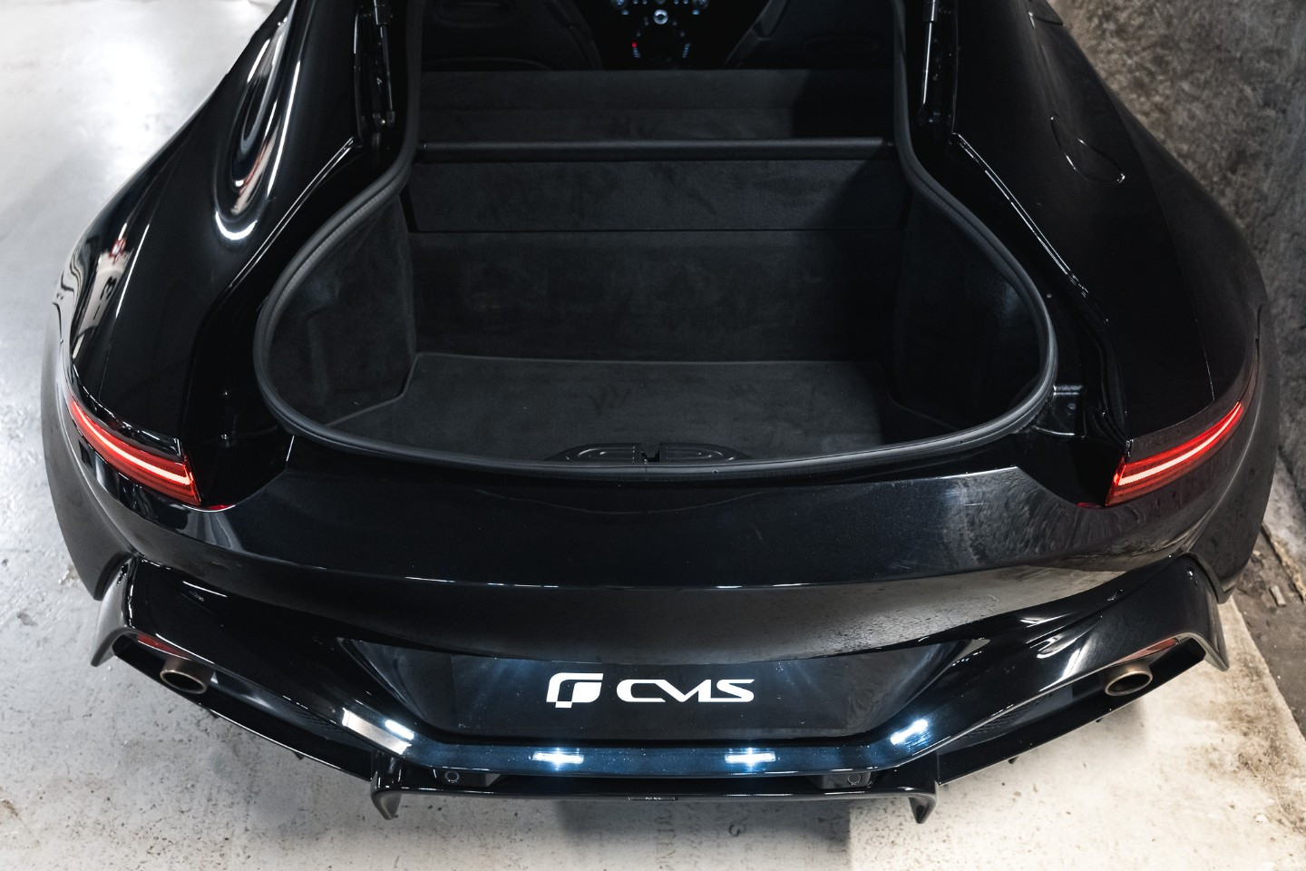 
                                                Voiture
                                                 Aston Martin V8 Vantage (II) V8 4.0 510