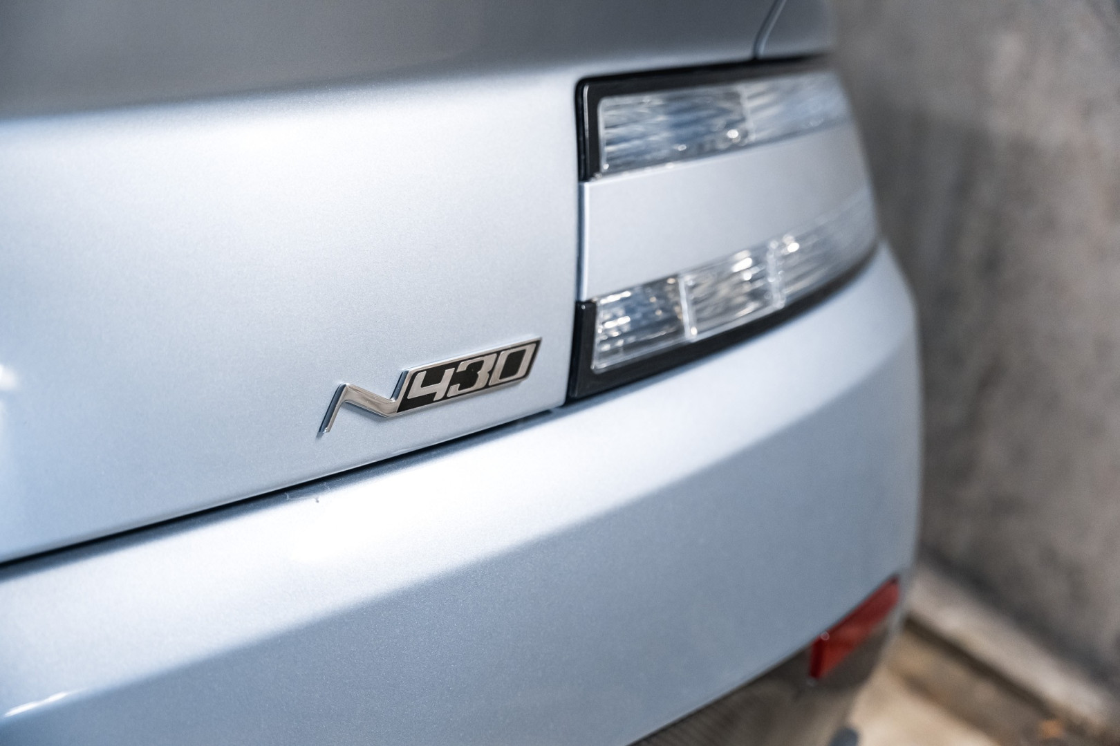 
                                                Voiture
                                                 Aston Martin V8 Vantage S N430 4.7 436 BVM