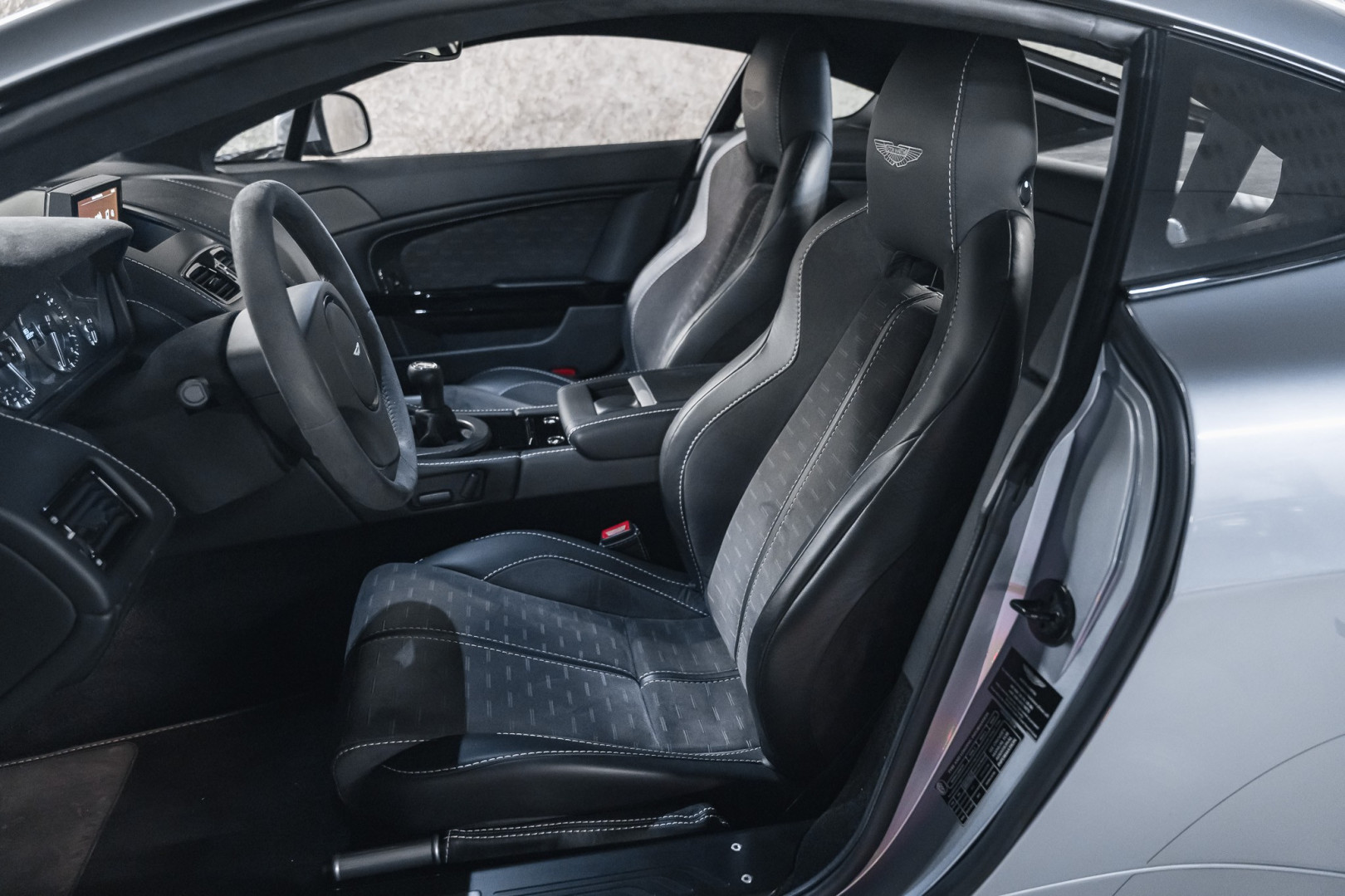 
                                                Voiture
                                                 Aston Martin V8 Vantage S N430 4.7 436 BVM