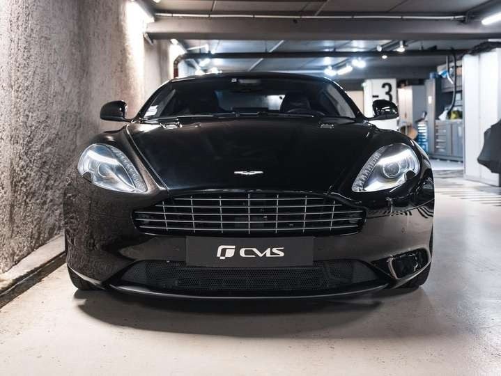 
                                                Voiture
                                                 Aston Martin Virage V12 6.0 500