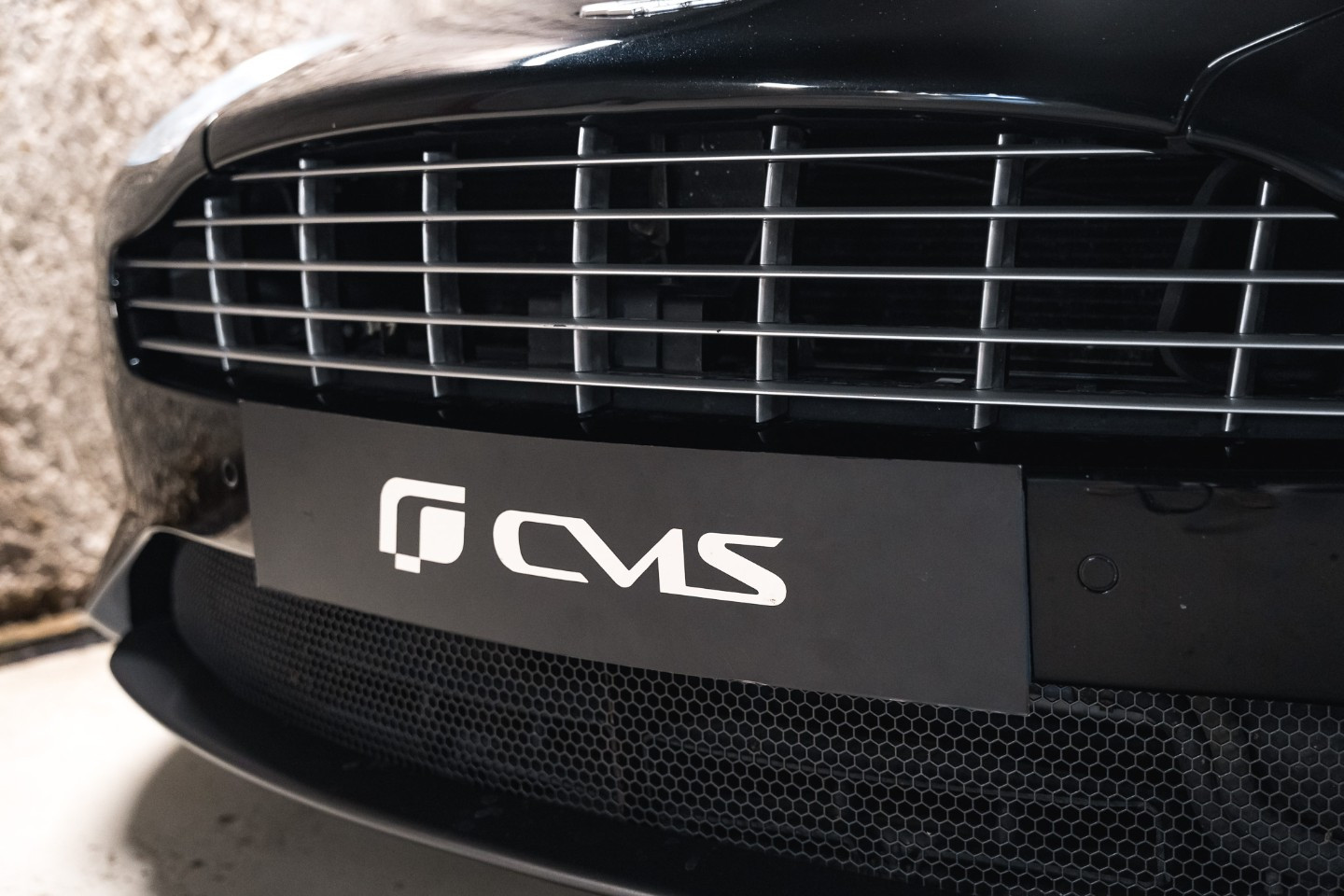 
                                                Voiture
                                                 Aston Martin Virage V12 6.0 500