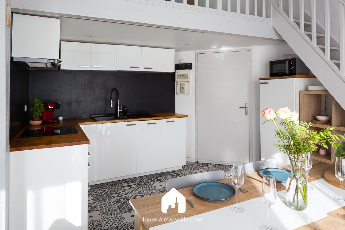 
                                                Location
                                                 Atelier du Monde