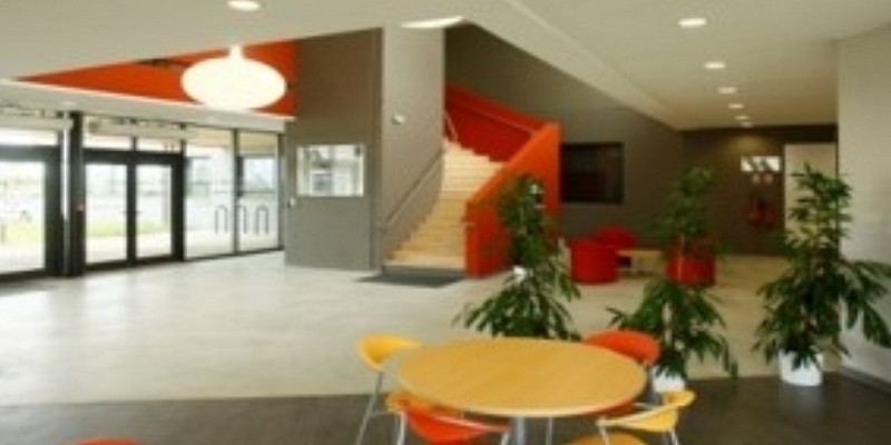 
                                                Location
                                                 Ateliers et bureaux à louer – Cambrai Est / Nord / Hauts-de-France