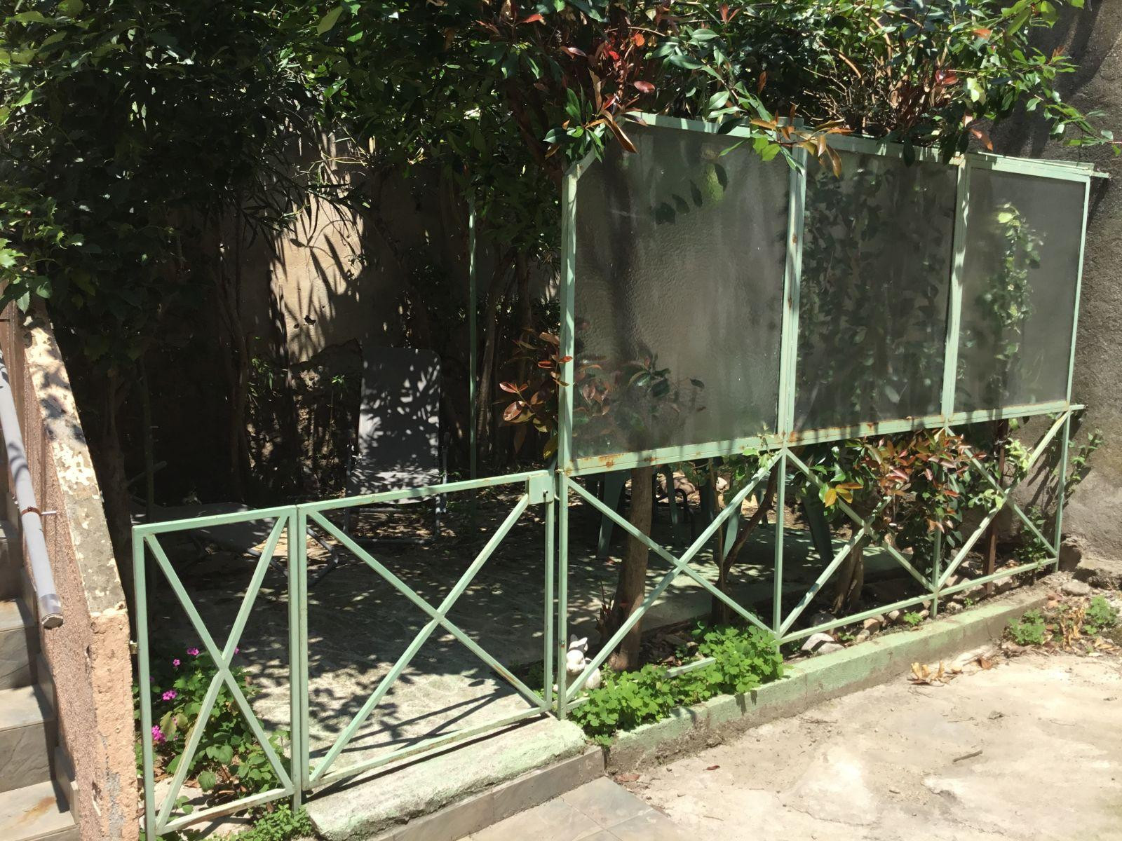 
                                                Location
                                                 Au calme près de tt commodité